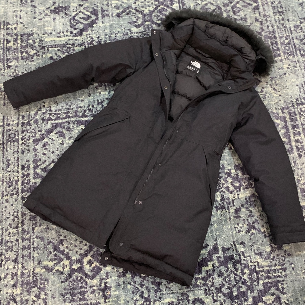 WOMEN'S NORTH FACE ARCTIC PARKA BLACK